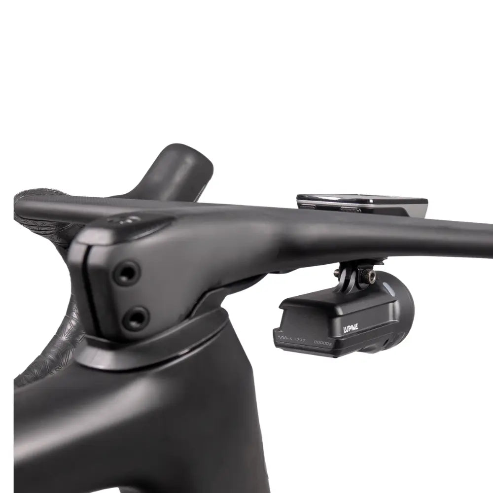 Garmin Radcomputer mit Lupine Lampe am Rad montiert