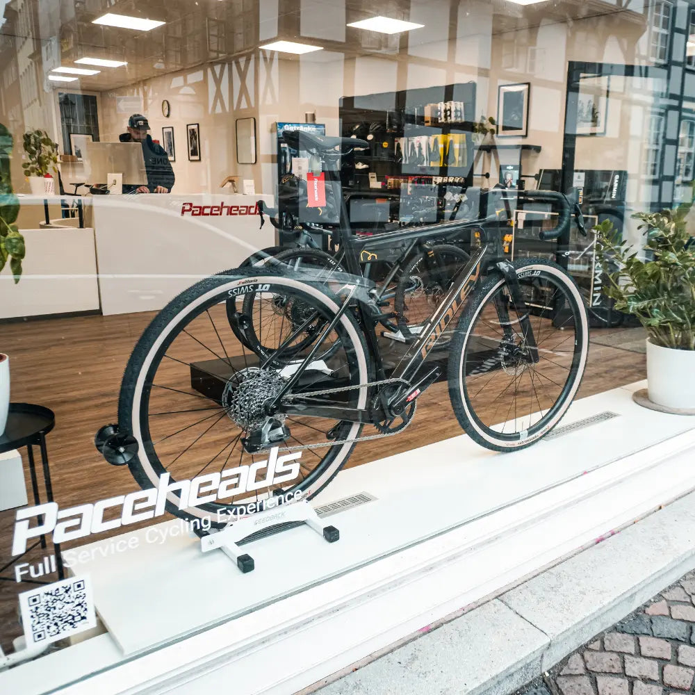 Paceheads Store Schaufenster Foto